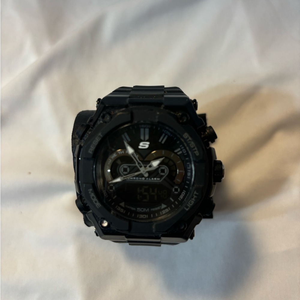 Men’s sketcher watch
